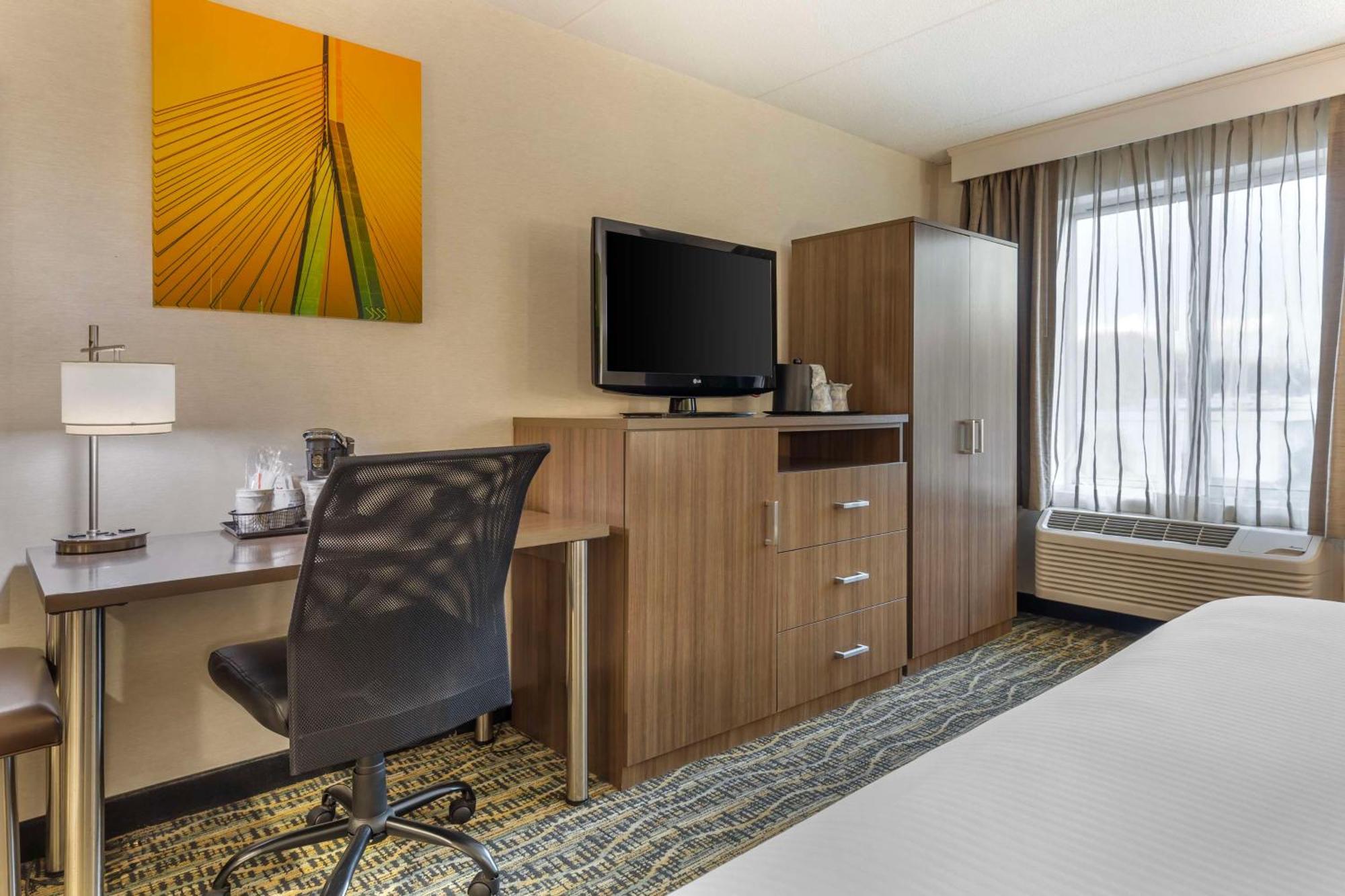 Best Western Plus New Englander Woburn Dış mekan fotoğraf